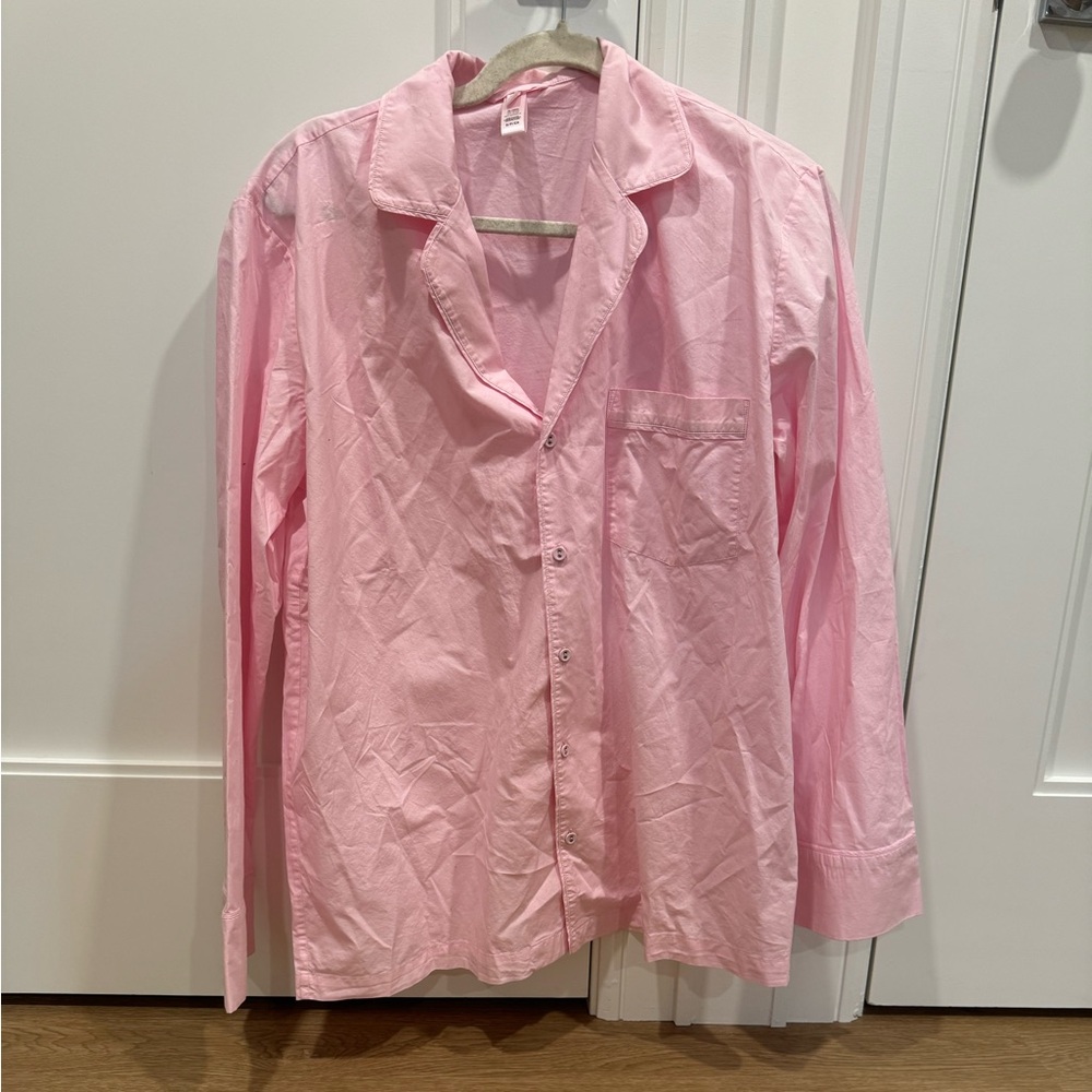 Skims 
Pink button down 
Never worn